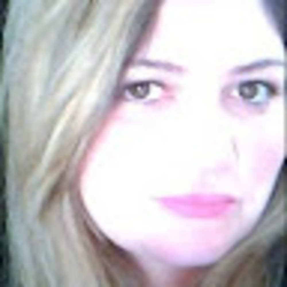 Meet your Posher, Claudia